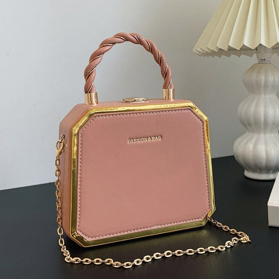Fashionable small square bag stylish simple and exquisite chain crossbody bag